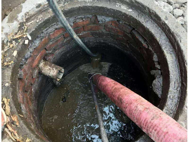 瓯海区泽雅镇排水管道清淤，清理化粪池污水池